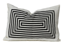 Load image into Gallery viewer, Forma Black Lumbar Cushion Cover
